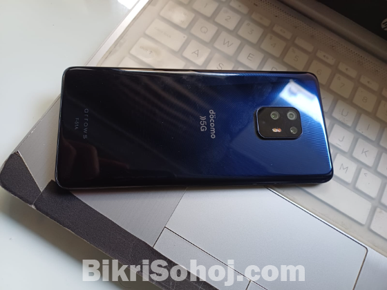 Fujitsu Arrows F51a 5G